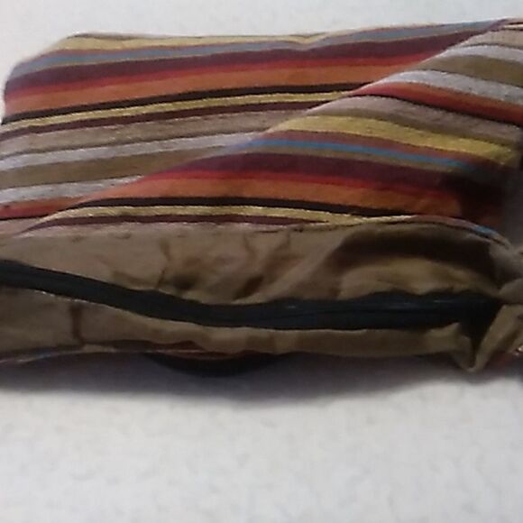 Elephant Shoulder Bag  - Picture 6 of 12